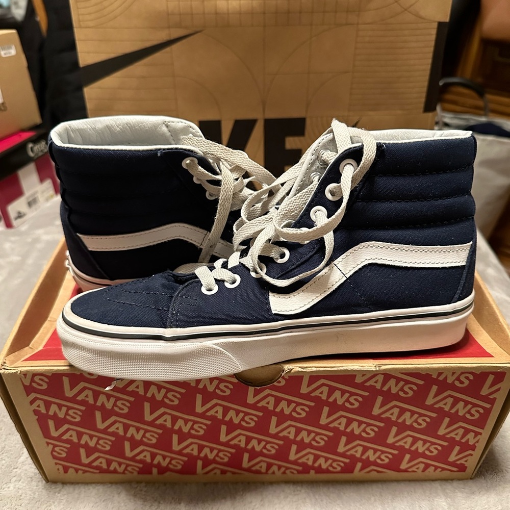 Cans Off the Wall SK8-HI